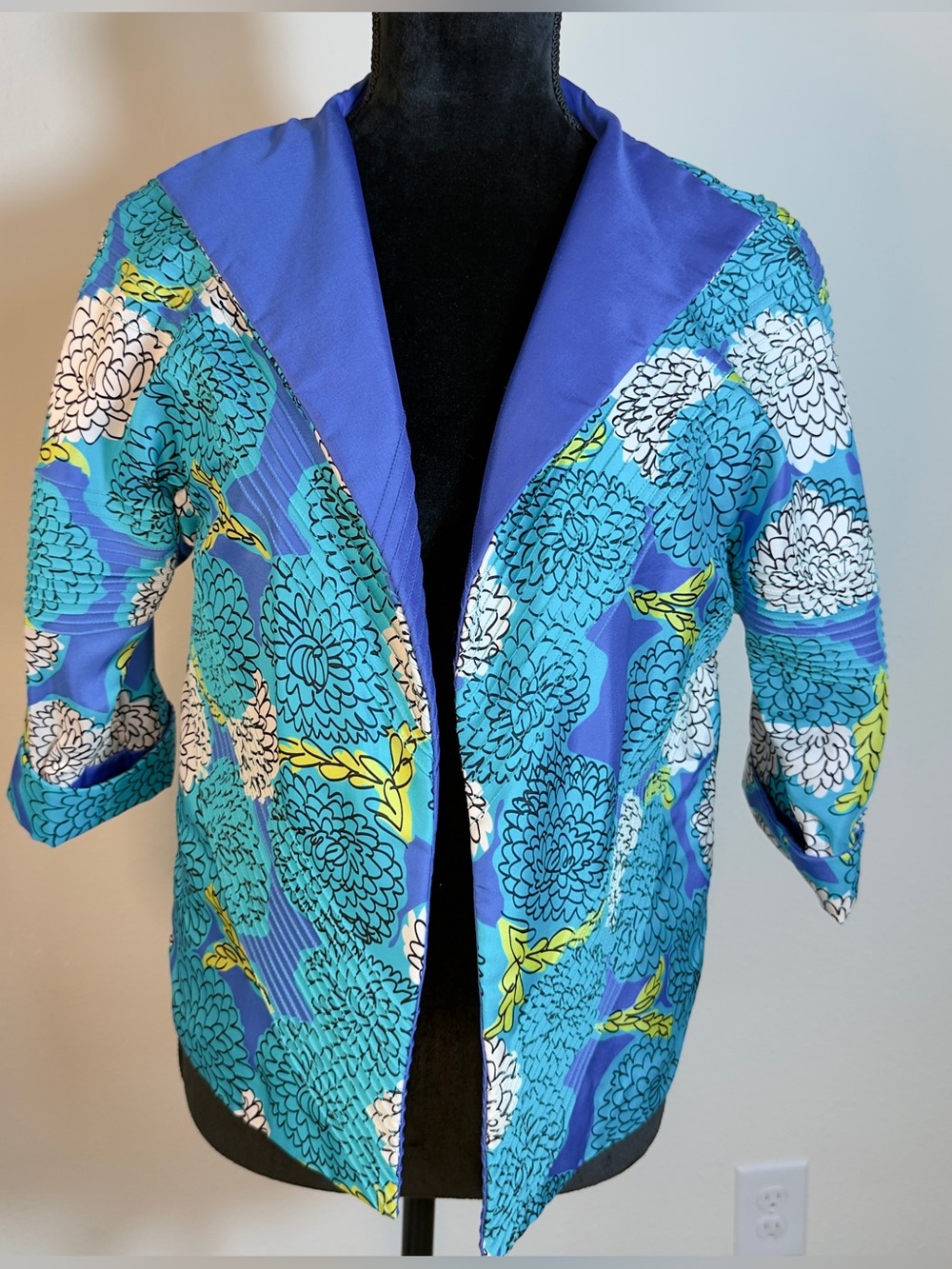 Lightweight Floral Open Front Reversible Women’s Jacket in Rich Blue & Teal